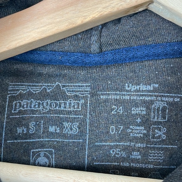 Patagonia Uprisal Line Logo Ridge Striped Hoodie Pullover Adult Kangaroo Pocket - Picture 8 of 8